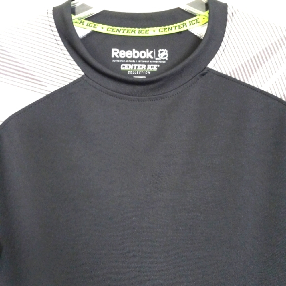 Reebok Center Ice NHL long sleeve athletic shirt size small